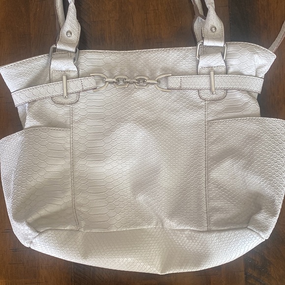 Sagharbor Bag - Picture 3 of 15